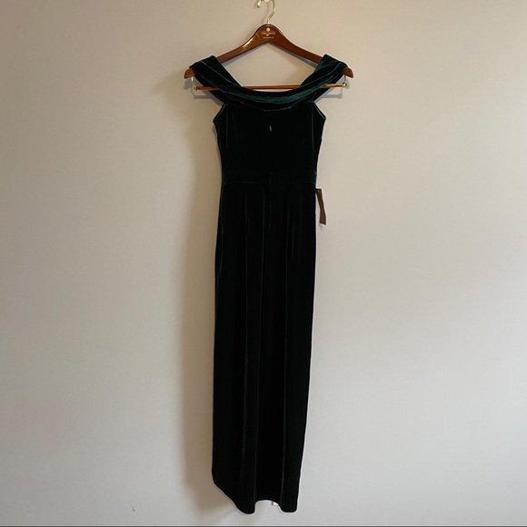 BHLDN Emerald Green Full Length Velvet Gown - Size 2 - Picture 4 of 12